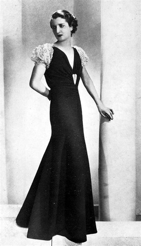 1930s formal attire.